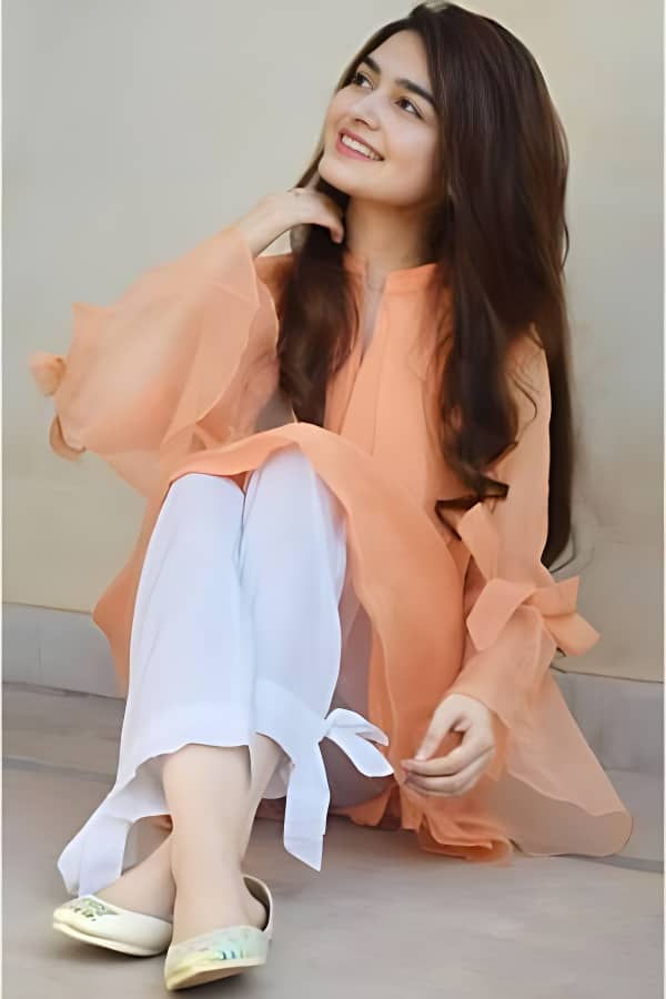 North Indian cheap escort at kalyan